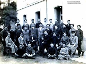 0 04- college Mosta 1921